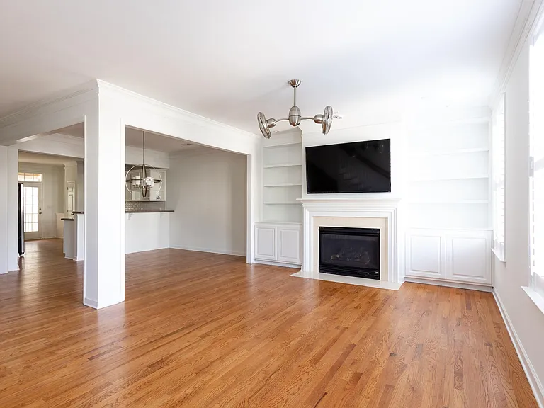 124 Palm Cove Way — Photo 3