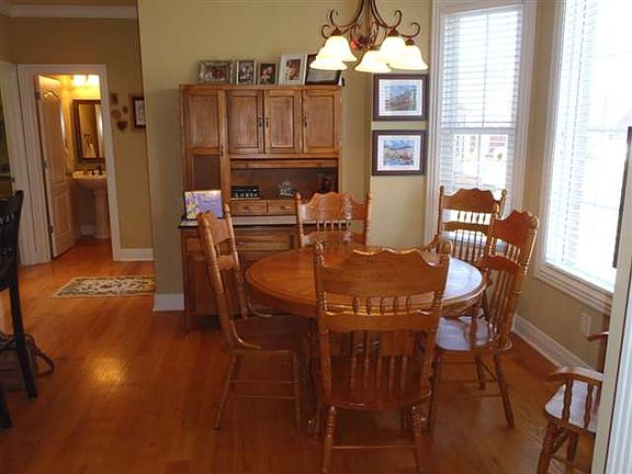 3rd image of 3740 Nugget Dr