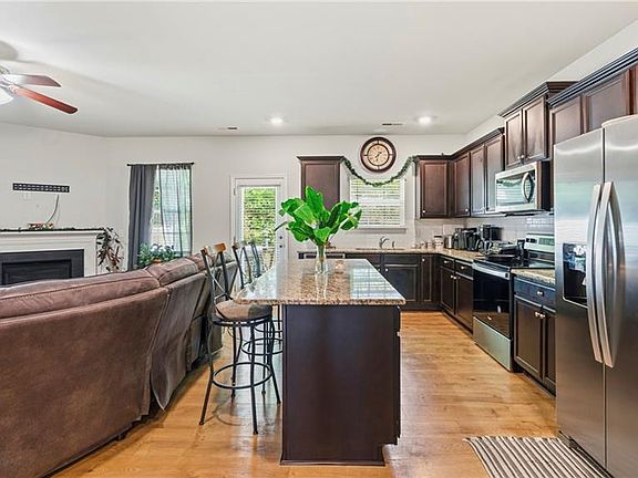 5th image of 1113 Hardwick Dr