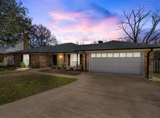 1224 S Lang Ave, Denison, TX 75020