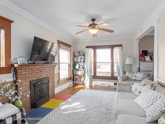 5th image of 310 Mineral St
