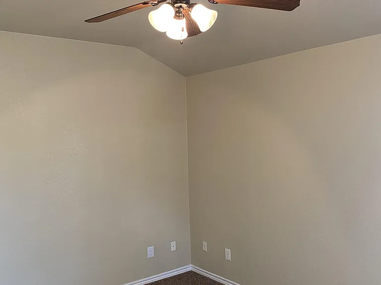 1401 Cavalry Ln #B — Photo 6