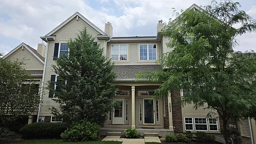 2631 N Greenwood Ave #2631 Photo 1 2631 N Greenwood Ave #2631 Photo 1