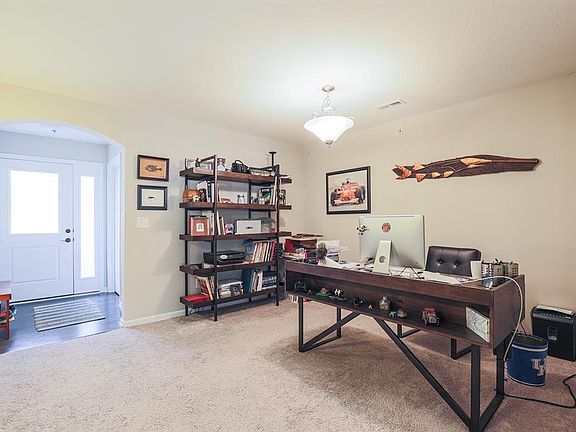 5th image of 2495 Rolling Hills Dr