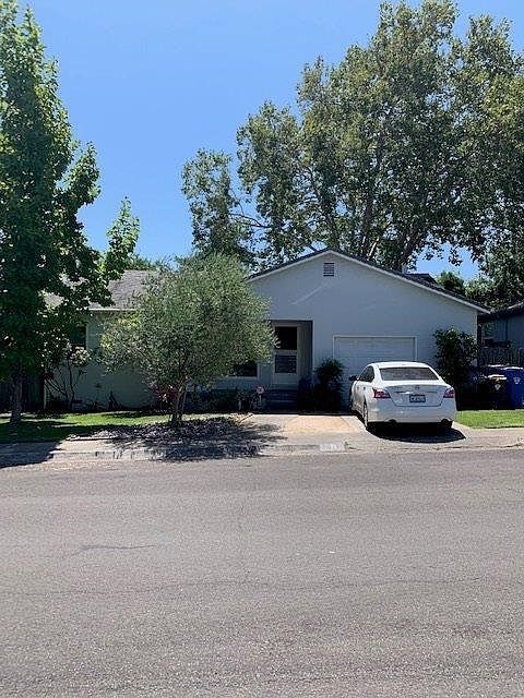 1st image of 2911 Devita Dr