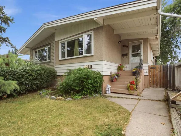 1212 SE Rosehill Dr NW, Calgary, AB T2K 1M1