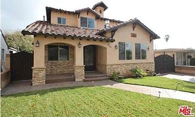 2nd image of 450 Santa Paula Ave