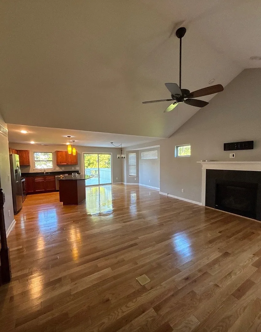 438 Erlanger Rd — Photo 3