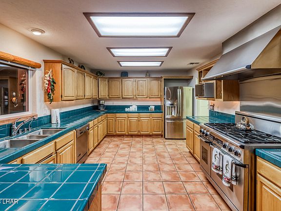 5th image of 2165 Rudolph Dr