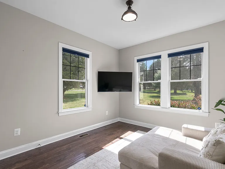 17601 Crystal Spring Ter — Photo 36