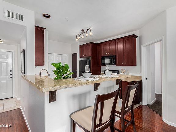 5th image of 9820 N CENTRAL Avenue #131