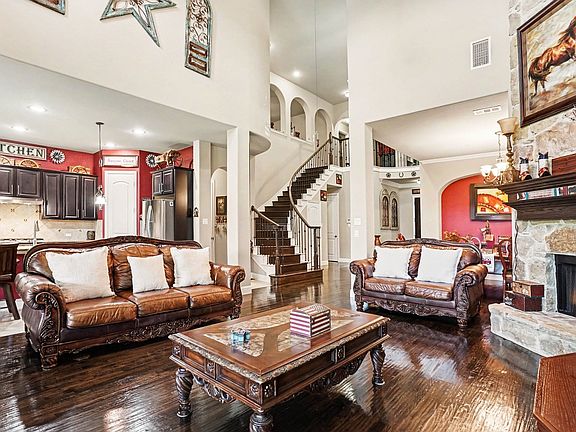 4th image of 458 Whitewing Ln