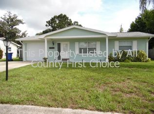 10975 Freedom Blvd, Seminole, FL 33772