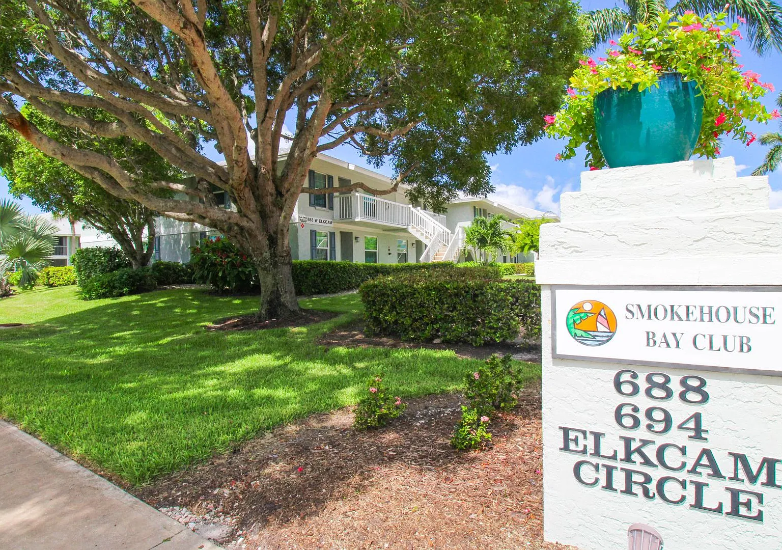 ** Smokehouse Bay Of Marco ** 2/2 Seasonal Unit On Marco Island Available ** Best Waterway View H... — Photo 3