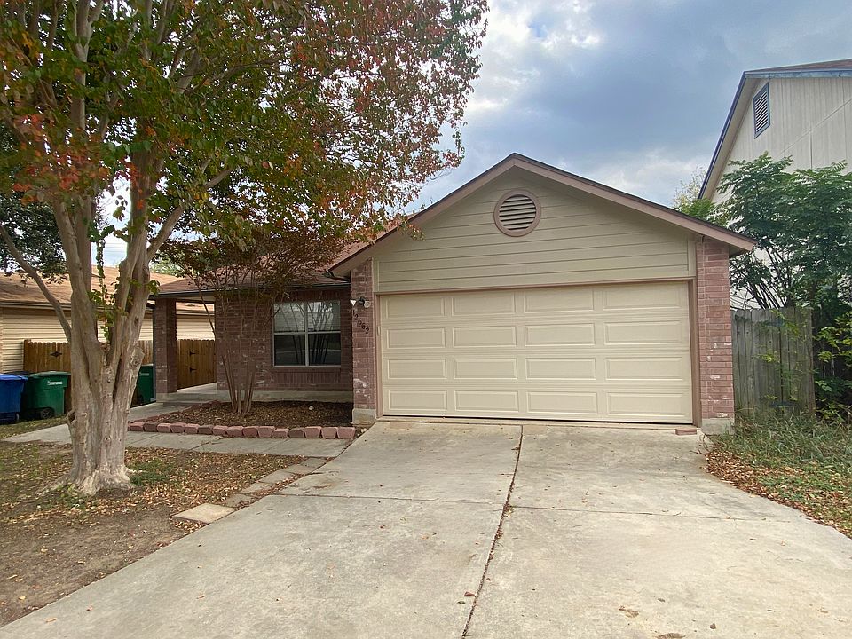 Single story home - front of home