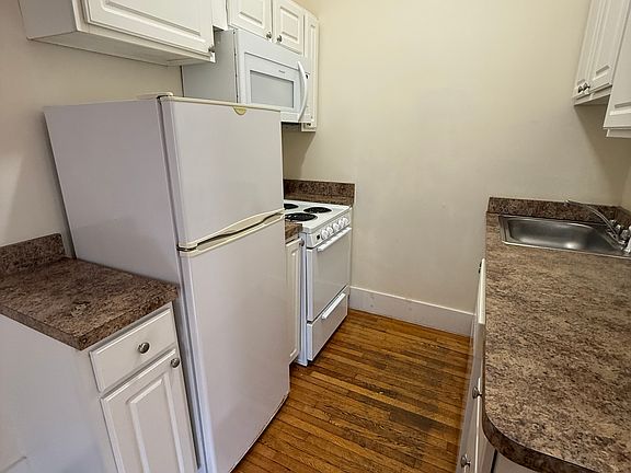 5th image of 891 Massachusetts Ave APT 6