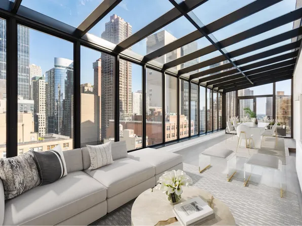 201 East 36th Street image 1 of 14