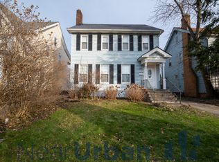 2047 Rossmoor Rd, Cleveland, OH 44118