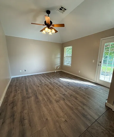 21923 Pleasant Ridge Rd — Photo 4