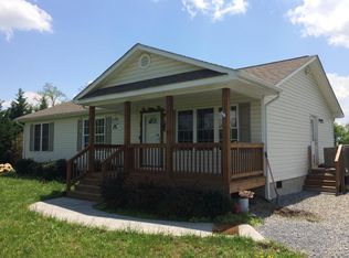 10058 Stewartsville Rd, Vinton, VA 24179