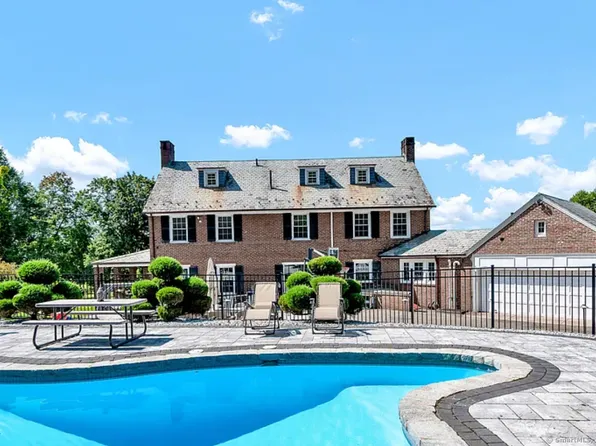 11 Richard Road, Manchester, CT 06040