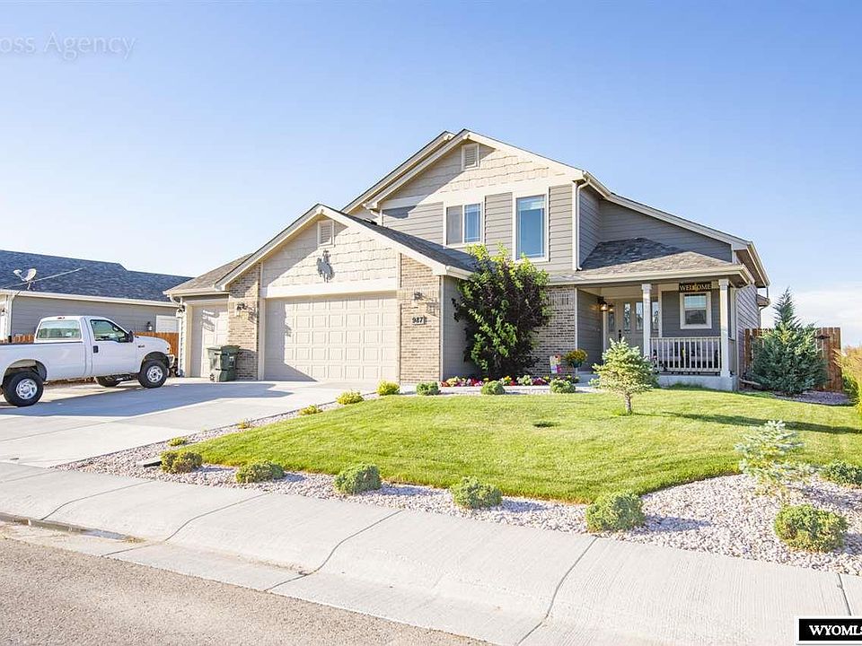 1st image of 987 Eagle Dr