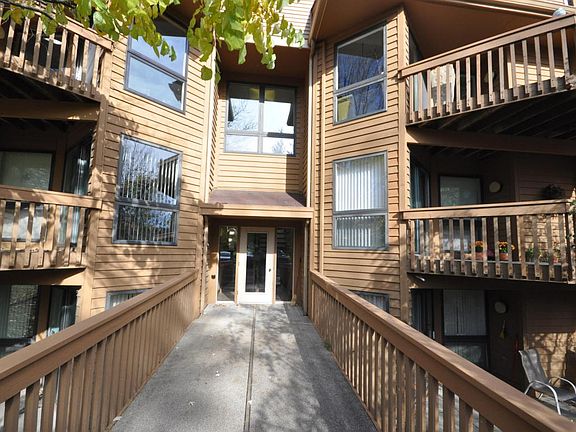2nd image of 1280 Hillburn Ave NW