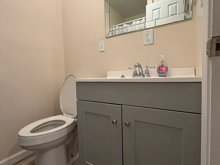 308 N Main St #288 — Photo 6