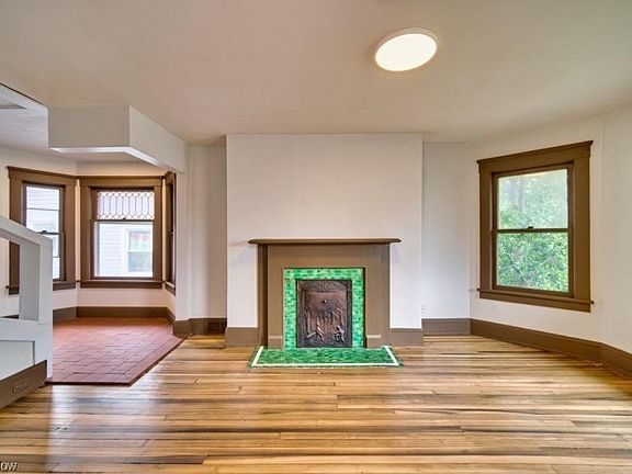 5th image of 16303 Clifton Blvd #2