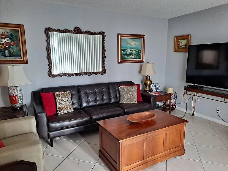 450 Egret Cir — Photo 9