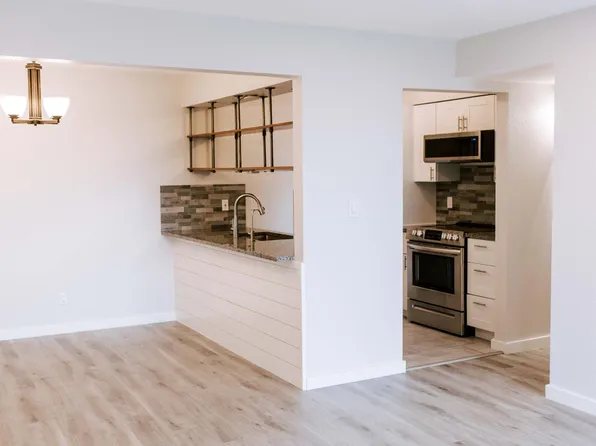 579 Wright St APT 202, Lakewood, CO 80228