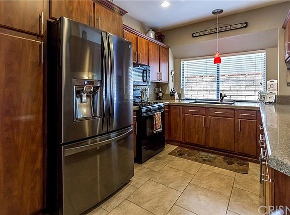 5th image of 28414 Evergreen Ln