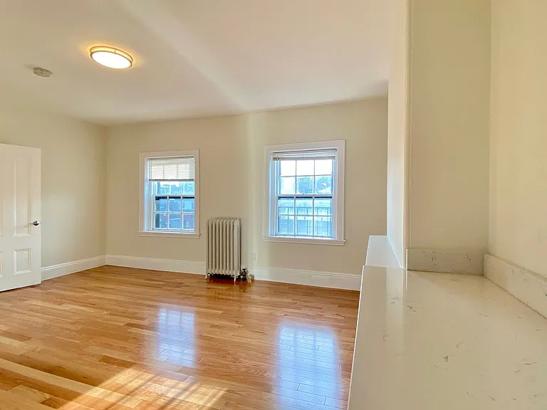 92 Charles St #5 — Photo 27