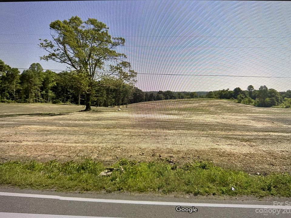 2nd image of 1131 Long Branch Rd