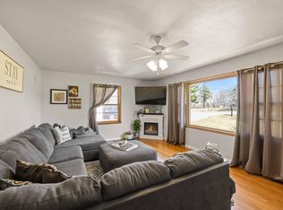 435 S League Rd, Colfax, IA 50054