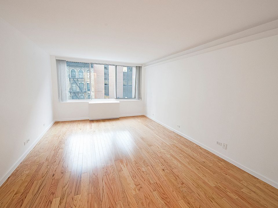 1st image of 220 E 65th St APT 6E