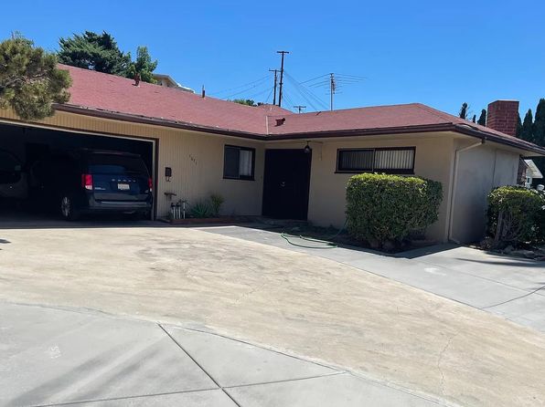 1071 College View Dr