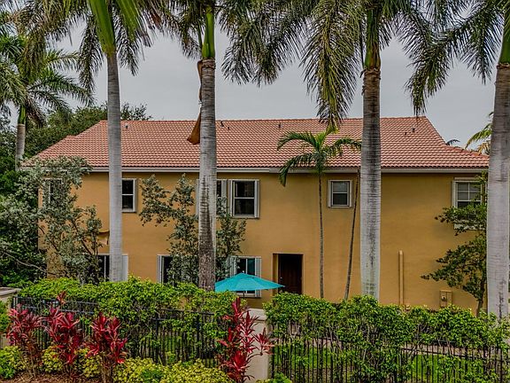 3rd image of 3241 Scarletta Drive