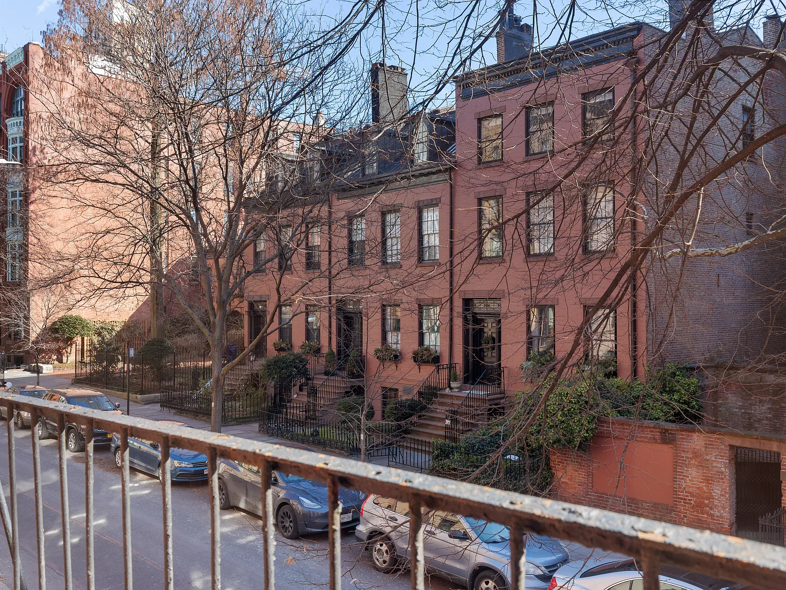 25 Pierrepont Street — Photo 2
