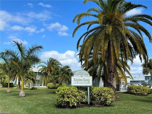 130 Cypress WAY E #1, NAPLES, FL 34110