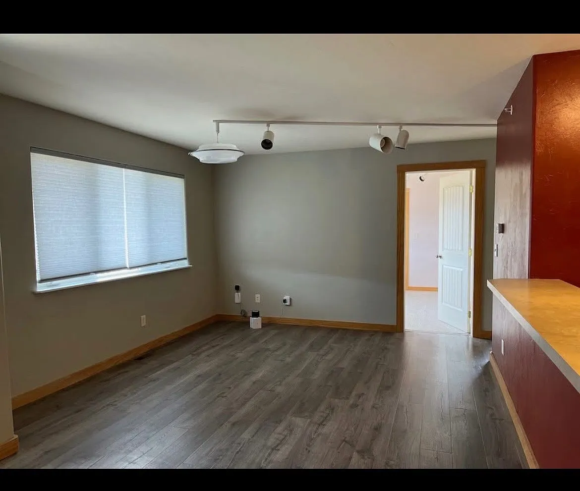 2 bed, $2,300 — Photo 3