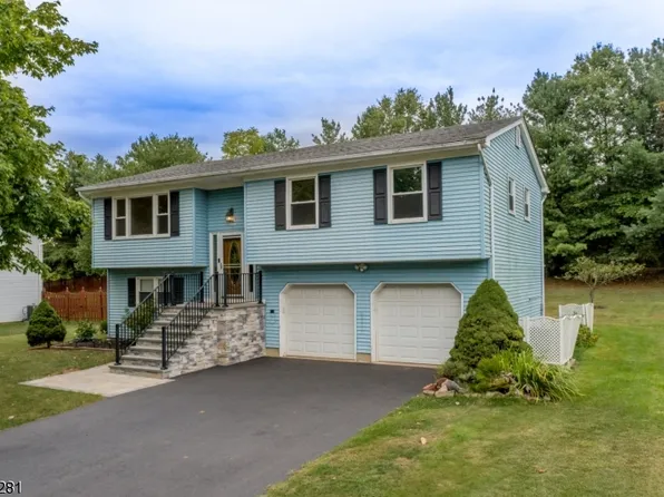 8 Sheffield Station Rd, Raritan Twp., NJ 08822