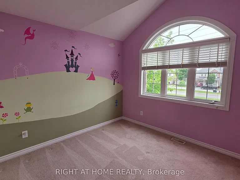 3588 Cambrian Rd — Photo 38