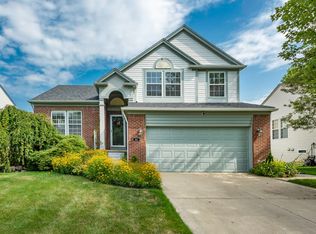 9871 High Meadow Dr, Ypsilanti, MI 48198