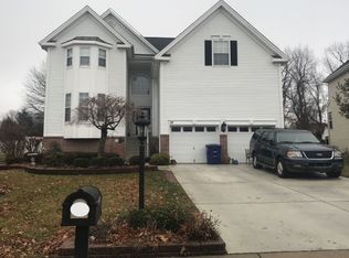 19 Stoneham Dr, Delran, NJ 08075
