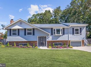 17 Orchid Ct, Deptford, NJ 08096