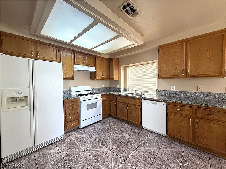 4541 Fireside Ln — Photo 4