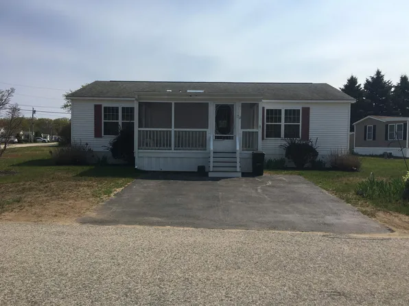 73 NASHVILLE Street, Seabrook, NH 03874