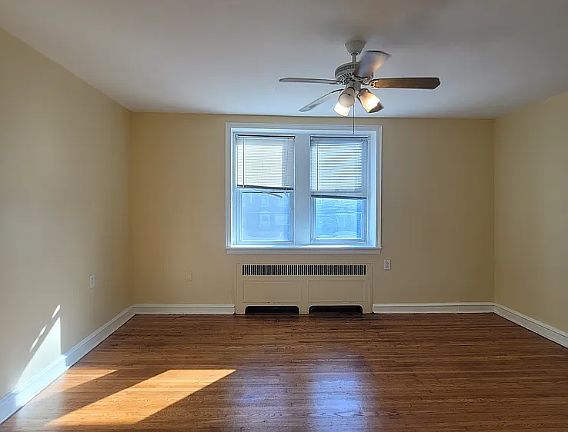 4th image of 5908 Castor Ave