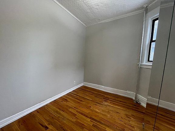 4th image of 716 Sackett St APT 3LR